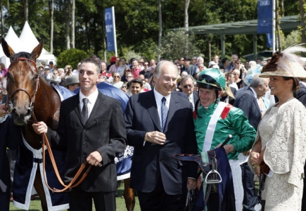 Hazar Imam wins the Prix de Diane for the record 7th time with Valyra
